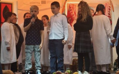 “Za bakinim stolom”
